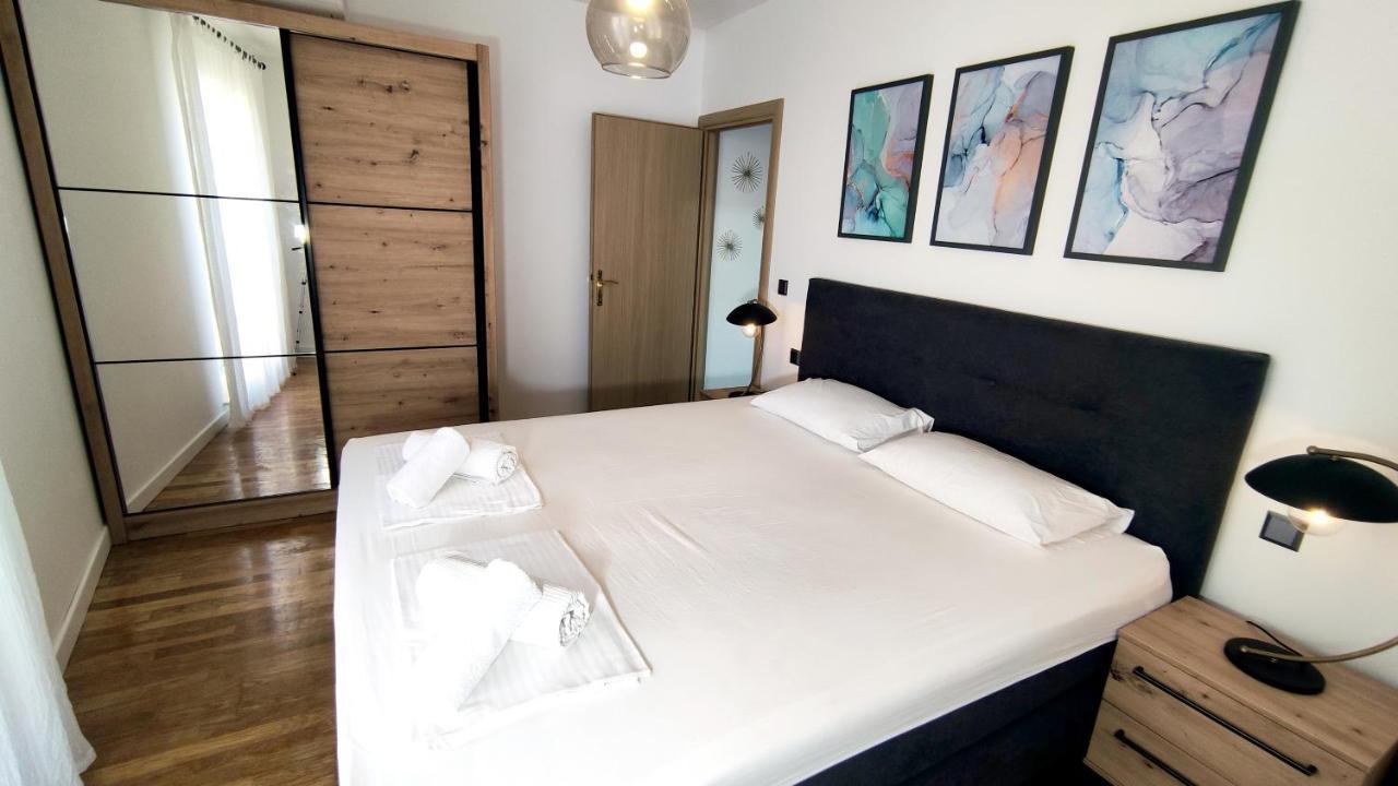 Harmony Split Apartment *